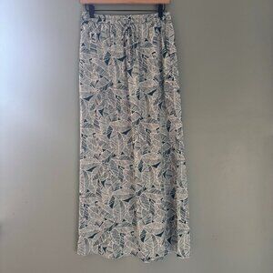 Skies are Blue Green Leaf Pattern Maxi Tie Waist Skirt